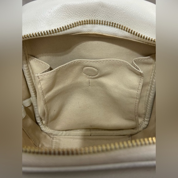 Minooy Naya Small Crossbody Bag Cream / White - EUC - Picture 13 of 14